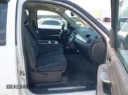 ✅ 2007 Chevrolet Tahoe LS • VIN: 1GNFC13C87R286352 • Lot: 42927693. Wystawiony na IAAI z przebiegiem 268 163 mil. Bezpłatny archiwum sprzedaży aukcyjnych z USA i szczegółowy raport historii pojazdu na DreamBid. Zdjęcie 5.