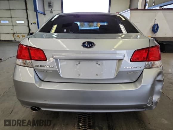 ✅ 2012 Subaru Legacy Premium • VIN: 4S3BMBB60C3043217 • Лот: 85414815. Опубликован ранее на Copart с пробегом Не указан. Бесплатный доступ к архиву аукционных продаж из США и подробный отчёт об истории автомобиля на DreamBid. Изображение 6.