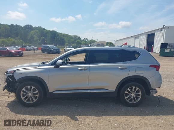 ✅ 2020 Hyundai Santa Fe SEL • VIN: 5NMS33AD8LH216623 • Lot: 42966018. Wystawiony na IAAI z przebiegiem 60 741 mil. Bezpłatny archiwum sprzedaży aukcyjnych z USA i szczegółowy raport historii pojazdu na DreamBid. Zdjęcie 15.