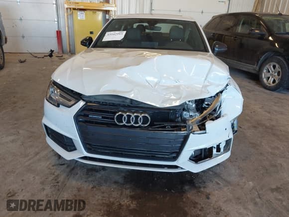 ✅ 2018 Audi A4 Premium Plus • VIN: WAUENAF46JA227838 • Lot: 43542993. Wystawiony na IAAI z przebiegiem 49 863 mil. Bezpłatny archiwum sprzedaży aukcyjnych z USA i szczegółowy raport historii pojazdu na DreamBid. Zdjęcie 12.