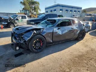 ✅ 2023 Dodge Challenger SRT Hellcat Jailbreak • VIN: 2C3CDZC94PH644823 • Lot: 70920355. Wystawiony na Copart z przebiegiem 23 234 mil. Bezpłatny archiwum sprzedaży aukcyjnych z USA i szczegółowy raport historii pojazdu na DreamBid. Zdjęcie 1.