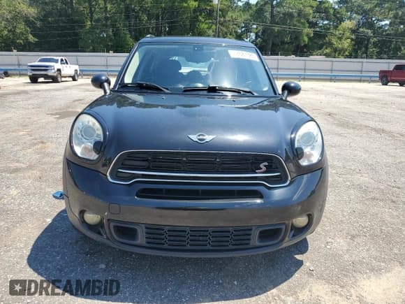 ✅ 2015 MINI Countryman S • VIN: WMWZC3C5XFWP52962 • Lot: 68687385. Listed on Copart with 92,970 mi. Free auction sales archive from the USA and detailed vehicle history report at DreamBid. Image 5.