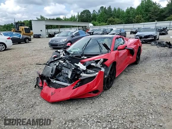 ✅ 2022 Chevrolet Corvette 1LT • VIN: 1G1YA2D43N5111511 • Lot: 57722565. Wystawiony na Copart z przebiegiem Nie podano. Bezpłatny archiwum sprzedaży aukcyjnych z USA i szczegółowy raport historii pojazdu na DreamBid. Zdjęcie 13.
