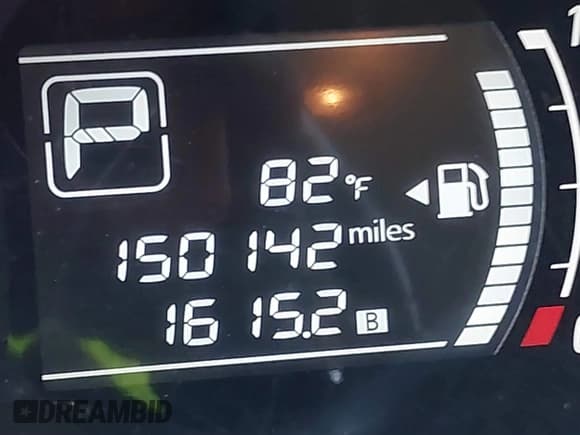 ✅ 2015 Nissan Note S Plus • VIN: 3N1CE2CP7FL403961 • Lot: 41874783. Wystawiony na IAAI z przebiegiem 150 142 mil. Bezpłatny archiwum sprzedaży aukcyjnych z USA i szczegółowy raport historii pojazdu na DreamBid. Zdjęcie 15.