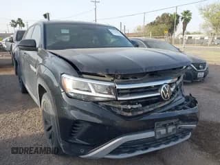✅ 2021 Volkswagen Atlas SE • VIN: 1V2WE2CA3MC240934 • Lot: 41739347. Wystawiony na IAAI z przebiegiem 44 485 mil. Bezpłatny archiwum sprzedaży aukcyjnych z USA i szczegółowy raport historii pojazdu na DreamBid. Zdjęcie 1.