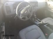 ✅ 2022 Chevrolet Colorado 2WD Work Truck • VIN: 1GCHSBEN9N1314289 • Лот: 82596015. Опубликован ранее на Copart с пробегом 149 033 миль. Бесплатный доступ к архиву аукционных продаж из США и подробный отчёт об истории автомобиля на DreamBid. Изображение 8.