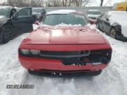 ✅ 2013 Dodge Challenger R/T • VIN: 2C3CDYBT0DH541594 • Lot: 87894265. Wystawiony na Copart z przebiegiem 136 512 mil. Bezpłatny archiwum sprzedaży aukcyjnych z USA i szczegółowy raport historii pojazdu na DreamBid. Zdjęcie 5.
