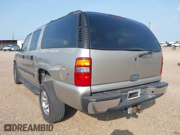 ✅ 2002 Chevrolet Suburban LT • VIN: 1GNEC16T42J236126 • Лот: 42287440. Опубликован ранее на IAAI с пробегом 285 872 миль. Бесплатный доступ к архиву аукционных продаж из США и подробный отчёт об истории автомобиля на DreamBid. Изображение 3.
