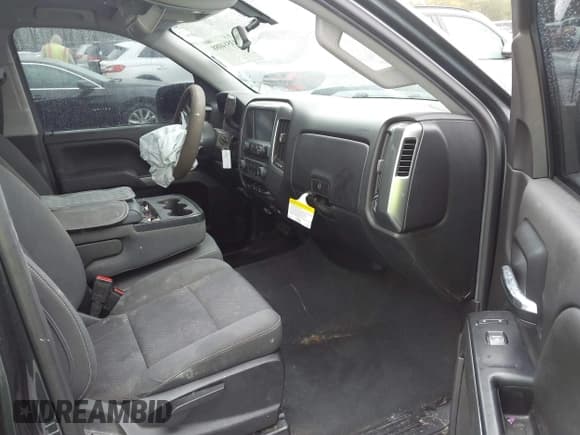 ✅ 2019 Chevrolet Silverado 1500 LT • VIN: 2GCRCPEC3K1136169 • Lot: 43514088. Wystawiony na IAAI z przebiegiem 110 510 mil. Bezpłatny archiwum sprzedaży aukcyjnych z USA i szczegółowy raport historii pojazdu na DreamBid. Zdjęcie 5.