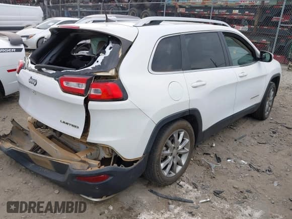✅ 2018 Jeep Cherokee Limited • VIN: 1C4PJLDB8JD620937 • Лот: 42214704. Опубликован ранее на IAAI с пробегом 172 090 миль. Бесплатный доступ к архиву аукционных продаж из США и подробный отчёт об истории автомобиля на DreamBid. Изображение 4.