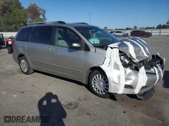 ✅ 2008 Toyota Sienna LE • VIN: 5TDZK23C18S220713 • Lot: 82717765. Listed on Copart with 276,810 mi. Free auction sales archive from the USA and detailed vehicle history report at DreamBid. Image 4.