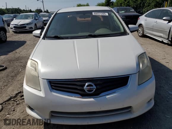 ✅ 2011 Nissan Sentra SL • VIN: 3N1AB6AP5BL657026 • Lot: 68221205. Listed on Copart with 152,451 mi. Free auction sales archive from the USA and detailed vehicle history report at DreamBid. Image 5.