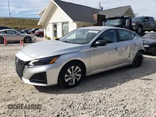 ✅ 2024 Nissan Altima S • VIN: 1N4BL4BV4RN347014 • Lot: 82582635. Wystawiony na Copart z przebiegiem 29 832 mil. Bezpłatny archiwum sprzedaży aukcyjnych z USA i szczegółowy raport historii pojazdu na DreamBid. Zdjęcie 1.