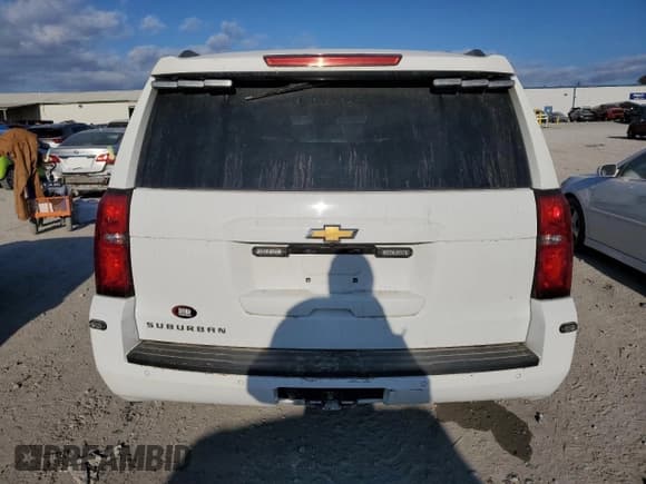 ✅ 2020 Chevrolet Suburban LS • VIN: 1GNSKGKC5LR138031 • Lot: 83558094. Listed on Copart with Not provided. Free auction sales archive from the USA and detailed vehicle history report at DreamBid. Image 6.
