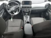 ✅ 2020 Hyundai Kona SEL • VIN: KM8K22AA4LU465086 • Лот: 54596224. Опубликован ранее на Copart с пробегом 101 313 миль. Бесплатный доступ к архиву аукционных продаж из США и подробный отчёт об истории автомобиля на DreamBid. Изображение 8.