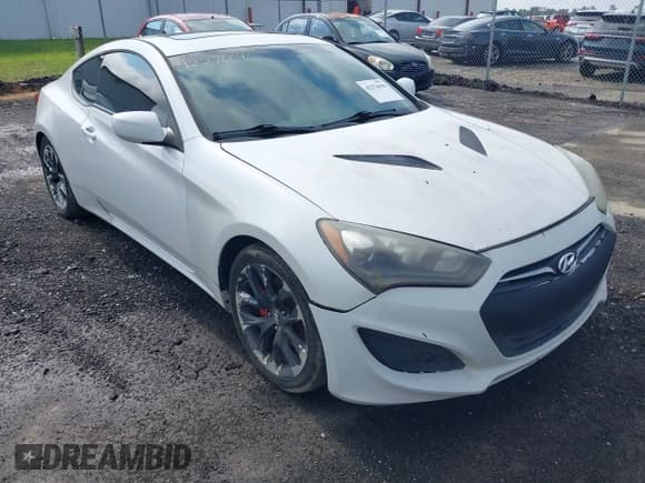 ✅ 2013 Hyundai Genesis Coupe Premium • VIN: KMHHT6KD4DU097582 • Lot: 42276696. Wystawiony na IAAI z przebiegiem 114 934 mil. Bezpłatny archiwum sprzedaży aukcyjnych z USA i szczegółowy raport historii pojazdu na DreamBid. Zdjęcie 1.