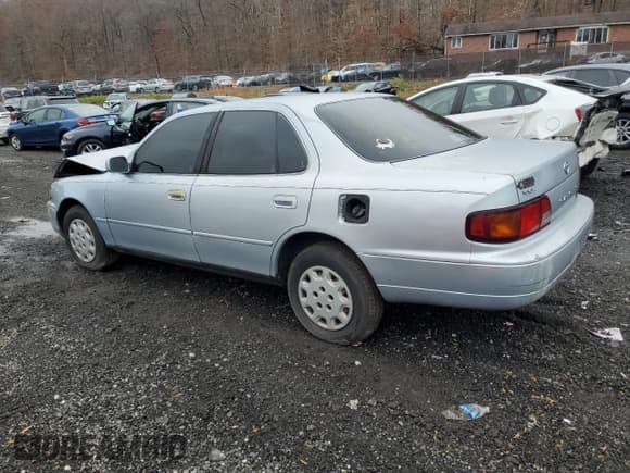 ✅ 1995 Toyota Camry LE • VIN: 4T1SK12E5SU896496 • Lot: 93407485. Wystawiony na Copart z przebiegiem 197 499 mil. Bezpłatny archiwum sprzedaży aukcyjnych z USA i szczegółowy raport historii pojazdu na DreamBid. Zdjęcie 2.