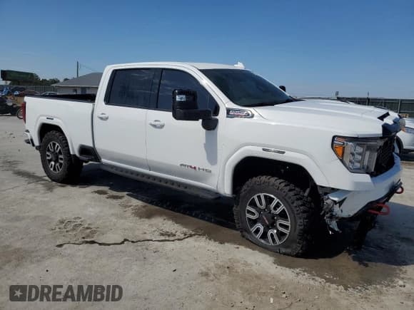 ✅ 2021 GMC Sierra 2500HD AT4 • VIN: 1GT49PEY8MF316618 • Lot: 70694725. Wystawiony na Copart z przebiegiem 51 612 mil. Bezpłatny archiwum sprzedaży aukcyjnych z USA i szczegółowy raport historii pojazdu na DreamBid. Zdjęcie 4.