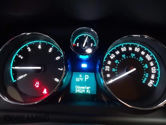 ✅ 2015 Chevrolet Captiva Sport LT • VIN: 3GNAL3EK5FS521070 • Lot: 41674435. Wystawiony na IAAI z przebiegiem 34 524 mil. Bezpłatny archiwum sprzedaży aukcyjnych z USA i szczegółowy raport historii pojazdu na DreamBid. Zdjęcie 7.