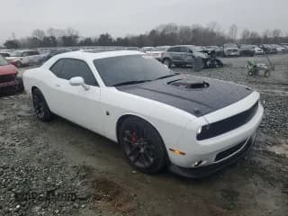 ✅ 2021 Dodge Challenger R/T Scat Pack • VIN: 2C3CDZFJ5MH681154 • Lot: 45398764. Wystawiony na Copart z przebiegiem 17 355 mil. Bezpłatny archiwum sprzedaży aukcyjnych z USA i szczegółowy raport historii pojazdu na DreamBid. Zdjęcie 4.