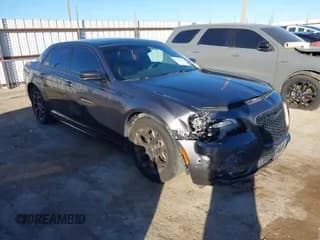 ✅ 2016 Chrysler 300 S • VIN: 2C3CCAGG8GH304734 • Lot: 43539606. Listed on IAAI with 93,731 mi. Free auction sales archive from the USA and detailed vehicle history report at DreamBid. Image 1.