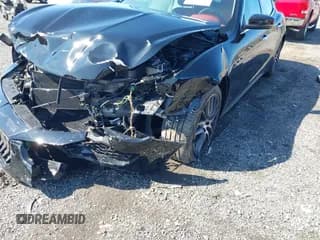 ✅ 2018 Maserati Ghibli S Q4 • VIN: ZAM57YTA3J1299947 • Lot: 41933437. Wystawiony na IAAI z przebiegiem 13 966 mil. Bezpłatny archiwum sprzedaży aukcyjnych z USA i szczegółowy raport historii pojazdu na DreamBid. Zdjęcie 6.