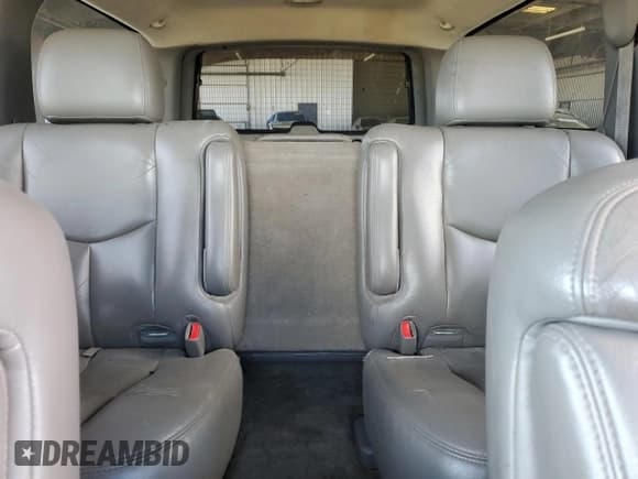 ✅ 2005 Chevrolet Suburban Z71 • VIN: 3GNFK16Z25G113295 • Лот: 47985685. Опубликован ранее на Copart с пробегом Не указан. Бесплатный доступ к архиву аукционных продаж из США и подробный отчёт об истории автомобиля на DreamBid. Изображение 10.