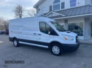 ✅ 2018 Ford Transit • VIN: 1FTBW2CM9JKA18939 • Lot: 52781585. Listed on Copart with 236,566 mi. Free auction sales archive from the USA and detailed vehicle history report at DreamBid. Image 1.