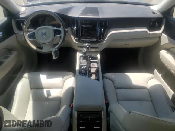 ✅ 2020 Volvo XC60 Inscription • VIN: YV4102RLXL1453955 • Лот: 62158305. Опубликован ранее на Copart с пробегом 50 521 миль. Бесплатный доступ к архиву аукционных продаж из США и подробный отчёт об истории автомобиля на DreamBid. Изображение 8.