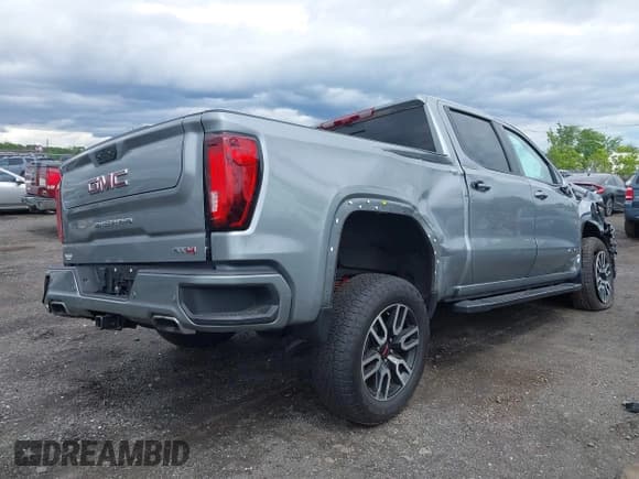 ✅ 2025 GMC Sierra 1500 AT4 • VIN: 1GTUUEELXSZ185307 • Лот: 42321389. Опубликован ранее на IAAI с пробегом 10 311 миль. Бесплатный доступ к архиву аукционных продаж из США и подробный отчёт об истории автомобиля на DreamBid. Изображение 4.