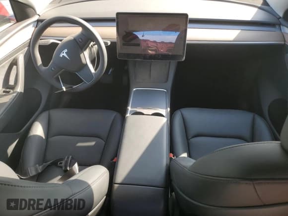 ✅ 2025 Tesla Model Y Long Range • VIN: 7SAYGDED9SF317722 • Лот: 69481475. Опубликован ранее на Copart с пробегом 5 226 миль. Бесплатный доступ к архиву аукционных продаж из США и подробный отчёт об истории автомобиля на DreamBid. Изображение 8.