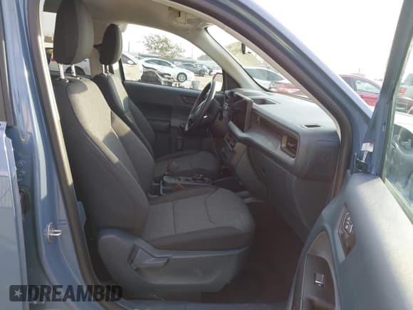 ✅ 2025 Ford Maverick XLT • VIN: 3FTTW8JA7SRA90087 • Lot: 43665912. Listed on IAAI with 797 mi. Free auction sales archive from the USA and detailed vehicle history report at DreamBid. Image 5.