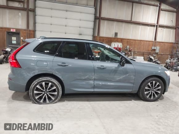✅ 2023 Volvo XC60 Plus Dark Theme • VIN: YV4L12RW7P1253928 • Lot: 41995098. Listed on IAAI with 36,211 mi. Free auction sales archive from the USA and detailed vehicle history report at DreamBid. Image 14.