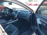 ✅ 2015 Nissan Altima SV • VIN: 1N4AL3AP0FC108592 • Lot: 43475219. Wystawiony na IAAI z przebiegiem 158 075 mil. Bezpłatny archiwum sprzedaży aukcyjnych z USA i szczegółowy raport historii pojazdu na DreamBid. Zdjęcie 5.