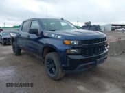 ✅ 2021 Chevrolet Silverado 1500 Custom Trail Boss • VIN: 3GCPYCEF0MG453512 • Lot: 41887270. Wystawiony na IAAI z przebiegiem 95 137 mil. Bezpłatny archiwum sprzedaży aukcyjnych z USA i szczegółowy raport historii pojazdu na DreamBid. Zdjęcie 1.