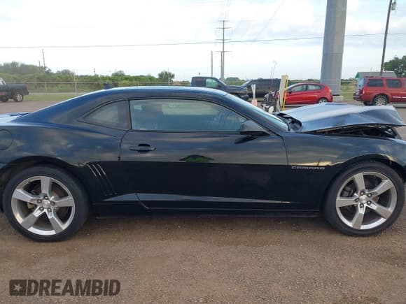 ✅ 2013 Chevrolet Camaro LT • VIN: 2G1FB1E30D9164625 • Lot: 42804506. Listed on IAAI with 137,019 mi. Free auction sales archive from the USA and detailed vehicle history report at DreamBid. Image 14.