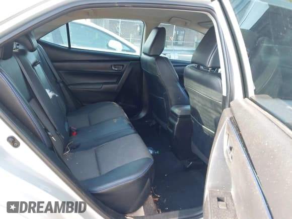 ✅ 2018 Toyota Corolla LE • VIN: 5YFBURHE6JP827476 • Lot: 43265766. Listed on IAAI with 135,859 mi. Free auction sales archive from the USA and detailed vehicle history report at DreamBid. Image 8.