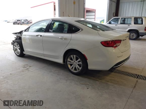 ✅ 2015 Chrysler 200 Limited • VIN: 1C3CCCAB2FN747380 • Lot: 43507078. Listed on IAAI with 160,822 mi. Free auction sales archive from the USA and detailed vehicle history report at DreamBid. Image 3.