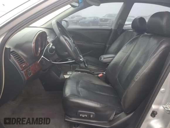 ✅ 2003 Nissan Altima SE • VIN: 1N4BL11E93C191121 • Lot: 82309335. Listed on Copart with 214,996 mi. Free auction sales archive from the USA and detailed vehicle history report at DreamBid. Image 7.