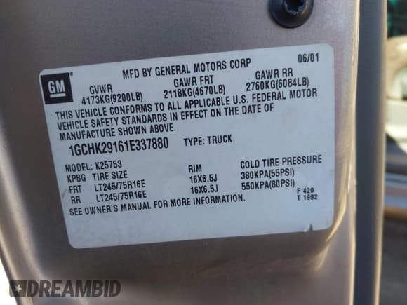 ✅ 2001 Chevrolet Silverado 2500HD LS • VIN: 1GCHK29161E337880 • Lot: 43442333. Listed on IAAI with 174,128 mi. Free auction sales archive from the USA and detailed vehicle history report at DreamBid. Image 9.