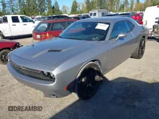 2017 Dodge Challenger R/T z VIN 2C3CDZBT7HH508619, wystawiony jako IAAI lot #43453227 z przebiegiem 69 155 mil mil oraz . Historia ofert i sprzedaży dostępna na DreamBid. Obrazek 2.