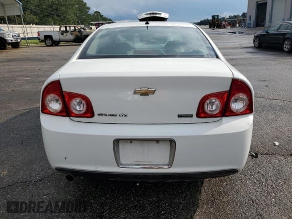 ✅ 2010 Chevrolet Malibu LTZ • VIN: 1G1ZE5E07AF324293 • Lot: 71934624. Listed on Copart with 184,894 mi. Free auction sales archive from the USA and detailed vehicle history report at DreamBid. Image 6.
