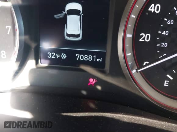 2021 Hyundai Veloster 2.0 z VIN KMHTG6AF3MU032658, wystawiony jako IAAI lot #41356076 z przebiegiem 70 881 mil mil oraz . Historia ofert i sprzedaży dostępna na DreamBid. Obrazek 15.