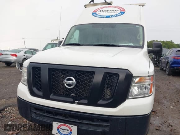 ✅ 2021 Nissan NV Cargo S • VIN: 1N6BF0LY2MN806498 • Lot: 42461744. Wystawiony na IAAI z przebiegiem 137 880 mil. Bezpłatny archiwum sprzedaży aukcyjnych z USA i szczegółowy raport historii pojazdu na DreamBid. Zdjęcie 12.