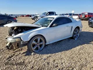 ✅ 2001 Ford Mustang Standard • VIN: 1FAFP40451F123930 • Lot: 94325715. Wystawiony na Copart z przebiegiem Nie podano. Bezpłatny archiwum sprzedaży aukcyjnych z USA i szczegółowy raport historii pojazdu na DreamBid. Zdjęcie 1.