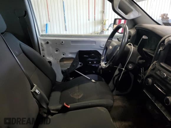 ✅ 2019 Chevrolet Silverado 1500 Work Truck • VIN: 3GCNWAEF2KG245484 • Lot: 64444535. Wystawiony na Copart z przebiegiem 66 642 mil. Bezpłatny archiwum sprzedaży aukcyjnych z USA i szczegółowy raport historii pojazdu na DreamBid. Zdjęcie 7.