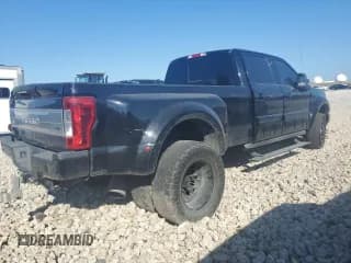 ✅ 2018 Ford F-350 XL • VIN: 1FT8W3DT5JEB03541 • Lot: 66527444. Wystawiony na Copart z przebiegiem Nie podano. Bezpłatny archiwum sprzedaży aukcyjnych z USA i szczegółowy raport historii pojazdu na DreamBid. Zdjęcie 3.