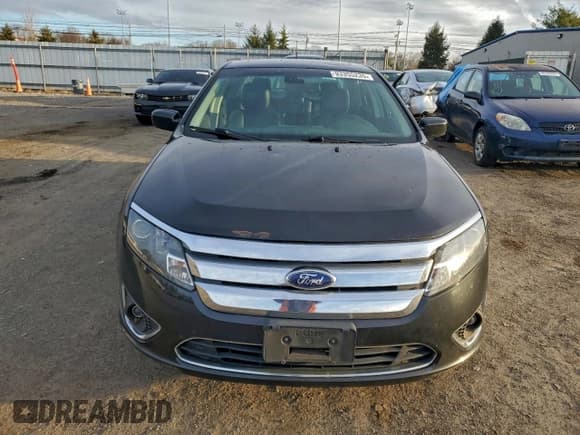 ✅ 2012 Ford Fusion Hybrid • VIN: 3FADP0L39CR309186 • Лот: 93355235. Опубликован ранее на Copart с пробегом 141 374 миль. Бесплатный доступ к архиву аукционных продаж из США и подробный отчёт об истории автомобиля на DreamBid. Изображение 5.