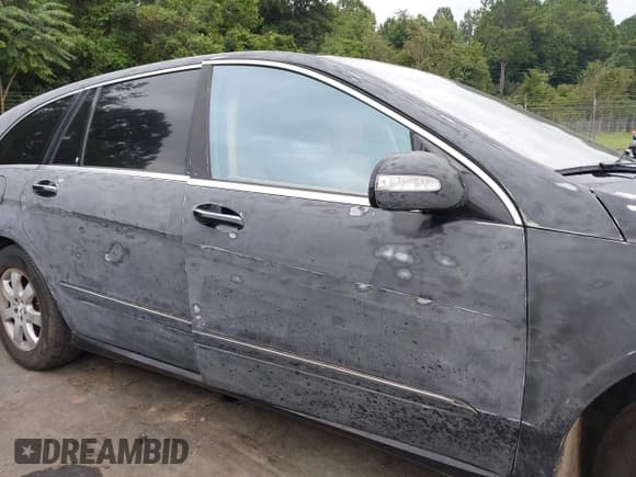 ✅ 2007 Mercedes-Benz R 3.5L • VIN: 4JGCB65E87A055777 • Lot: 43032764. Listed on IAAI with 193,315 mi. Free auction sales archive from the USA and detailed vehicle history report at DreamBid. Image 13.