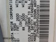 ✅ 1993 Toyota 4Runner • VIN: JT3VN29V5P0020633 • Lot: 63351595. Wystawiony na Copart z przebiegiem 262 633 mil. Bezpłatny archiwum sprzedaży aukcyjnych z USA i szczegółowy raport historii pojazdu na DreamBid. Zdjęcie 13.